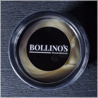 Klein bakje saus | Kies je saus! <br>Ga je voor een standaard saus zoals curry, mayo of ketchup? Want je kan natuurlijk ook jezelf verwennen met onze heerlijke huisgemaakte sauzen.